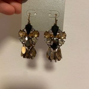 Never worn vintage earrings